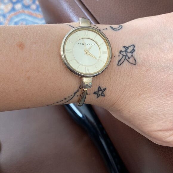 Anne Klein round watches - Picture 8 of 8